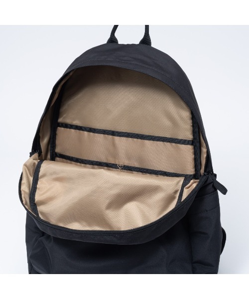 BEAMS DESIGN（ビームス デザイン）の「BEAMSDESIGN（ビームスデザイン）Diagonal　バックパック（バックパック/リュック・メンズ・ブラック/カーキ/オリーブ/ネイビー・FREE）」の14枚目の写真