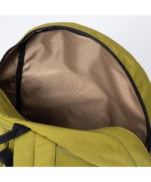 BEAMS DESIGN（ビームス デザイン）の「BEAMSDESIGN（ビームスデザイン）Diagonal　バックパック（バックパック/リュック・メンズ・ブラック/カーキ/オリーブ/ネイビー・FREE）」の6枚目の写真