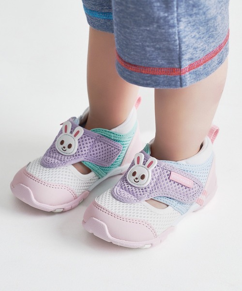 MIKI HOUSE(ミキハウス)の「ダブルラッセル セカンドベビーシューズ(スニーカー・キッズ・ピンク/マルチ・13cm/14.5cm/15cm/15.5cm/13.5cm/14cm)」の1枚目の写真