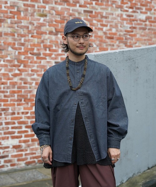 BAYFLOW（ベイフロー）の「【IVY(アイビー)×BAYFLOW】バンドカラーデニムシャツ（シャツ/ブラウス・メンズ・ブルー/ブラック・MEDIUM/LARGE）」の4枚目の写真