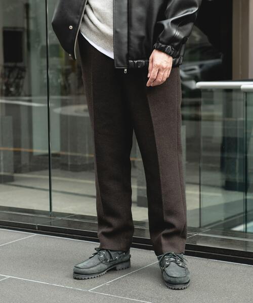 URBAN RESEARCH DOORS（アーバンリサーチドアーズ）の「『UR TECH』完声/暖 テーパードパンツ（その他パンツ・メンズ・ブラウン/チャコールグレー/ブルー・SMALL/MEDIUM/LARGE/X-LARGE）」の2枚目の写真