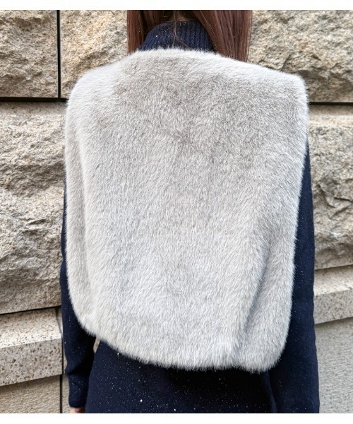 MARIED'OR/マリードール】上質ミンク調Vネックバルーンファーベスト