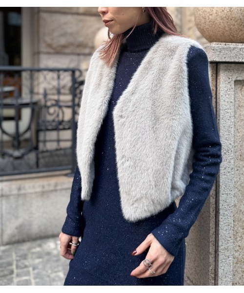 MARIED'OR/マリードール】上質ミンク調Vネックバルーンファーベスト