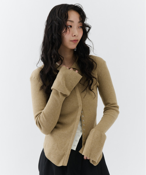 NUJOH(ヌゾ)の「Volume Sleeve Knit Top / ボリュームスリーブニットトップ(カーディガン/ボレロ・レディース・ベージュ/ブラック/チャコールグレー・FREE)」の6枚目の写真