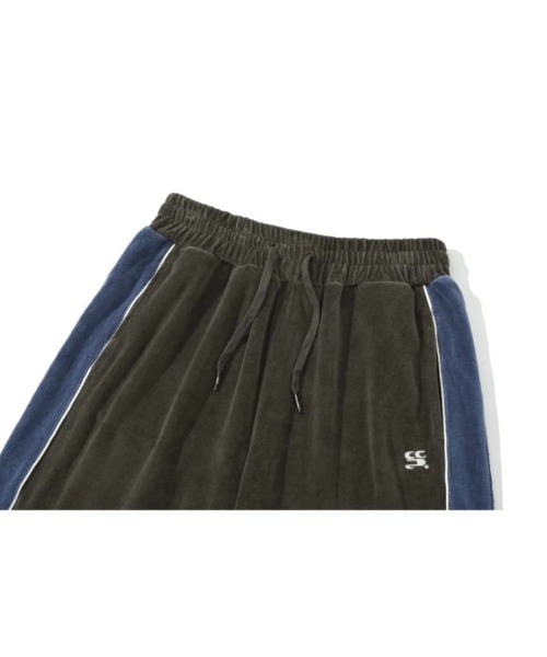 codegraphy（コードグラフィー）の「(Women) Velvet Pants - Hoodie zip-up setup CBDWWTP001（パーカー・レディース・ダークブラウン/ブラック・フリー）」の4枚目の写真