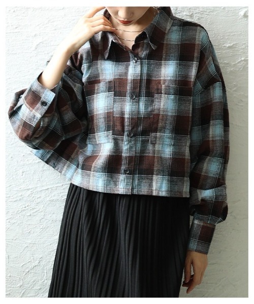 Sawa a la mode(サワアラモード)の「トラッドチェック柄クロップドシャツ(シャツ/ブラウス・レディース・ブラウン/ブラック/アイボリー・FREE)」の18枚目の写真