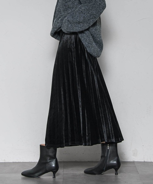 MAYSON GREY(メイソングレイ)の「【WEB限定】ストレッチベロアプリーツスカート≪手洗い可能≫(スカート・レディース・チャコールグレー/ブラック/ブラウン・M)」の17枚目の写真