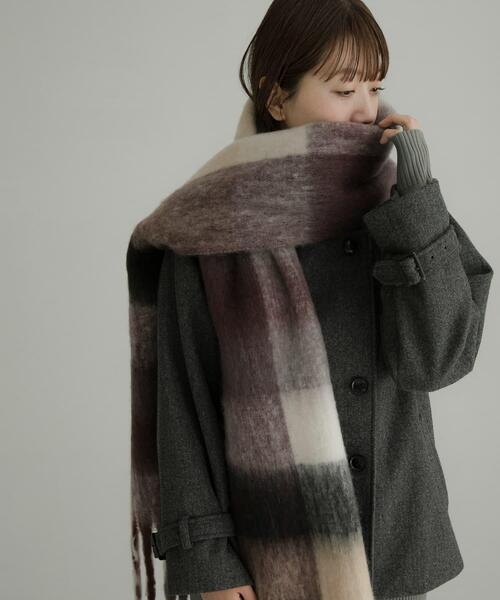 URBAN RESEARCH Sonny Label（アーバンリサーチサニーレーベル）の「フラッフィーボリュームチェックマフラー（マフラー・レディース・グリーン系その他/オレンジ系その他/ブラウン系その他・ONE）」の2枚目の写真