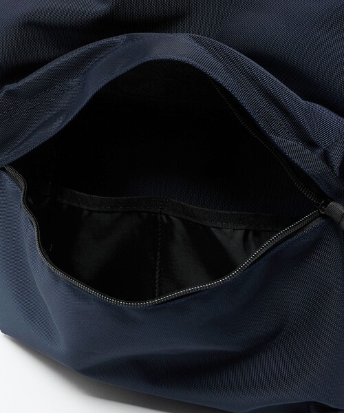 UNITED ARROWS（ユナイテッドアローズ）の「＜LC by LOWERCASE＞DAYPACK LC01/バックパック（バックパック/リュック・メンズ・ブラック/ネイビー・FREE）」の15枚目の写真