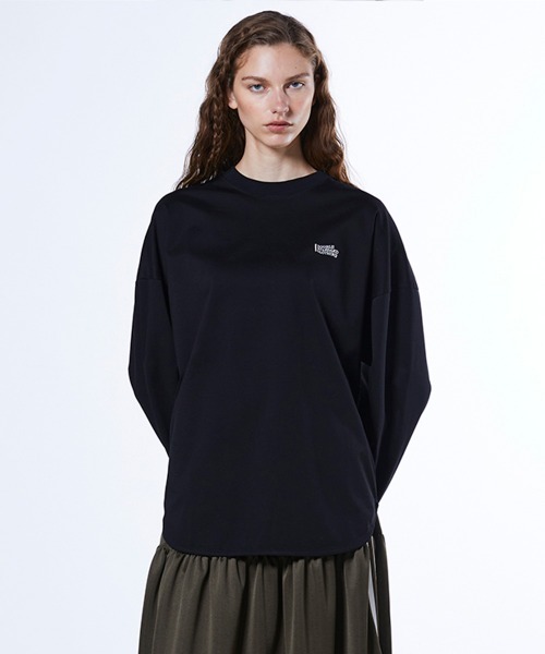 ESSENTIAL（エッセンシャル）の「ハイゲージ バックナンバーロンT（Tシャツ/カットソー・レディース・オフホワイト/ブラック/パープル・FREE）」の2枚目の写真