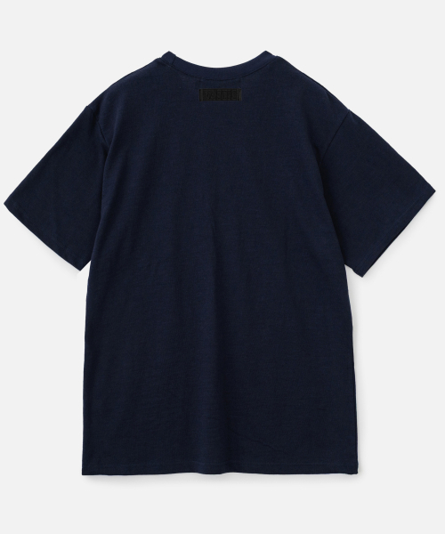 VASTIC(バスティック)の「リーフエンブレムTシャツ_ネイビー(Tシャツ/カットソー・メンズ・その他・MEDIUM/LARGE/X-LARGE)」の3枚目の写真