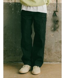 ESN（イーエスエヌ）の「セミワイドカーゴデニムパンツブラック（デニムパンツ）」