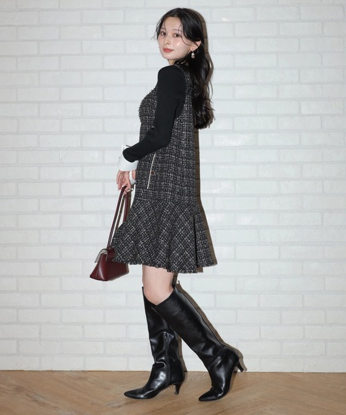 極美品 アプワイザーリッシェ フレアツイードジャンスカ ラメ ブラック Apuweiser-riche（アプワイザーリッシェ）の「キラキラツイード