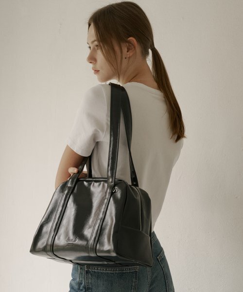 LENEE B（レニービー）の「Didi Shoulder Bag Silver（ショルダーバッグ・レディース・その他・FREE）」の4枚目の写真