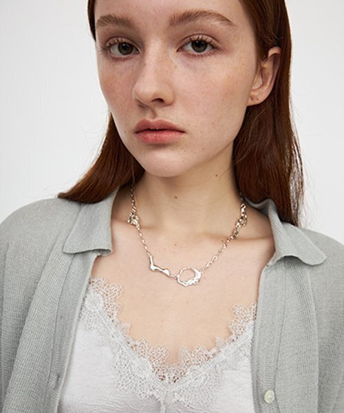 YOUTH(ユース)の「Asymmetric Knit Shirt(ニット/セーター・レディース・その他・SMALL/MEDIUM)」の2枚目の写真