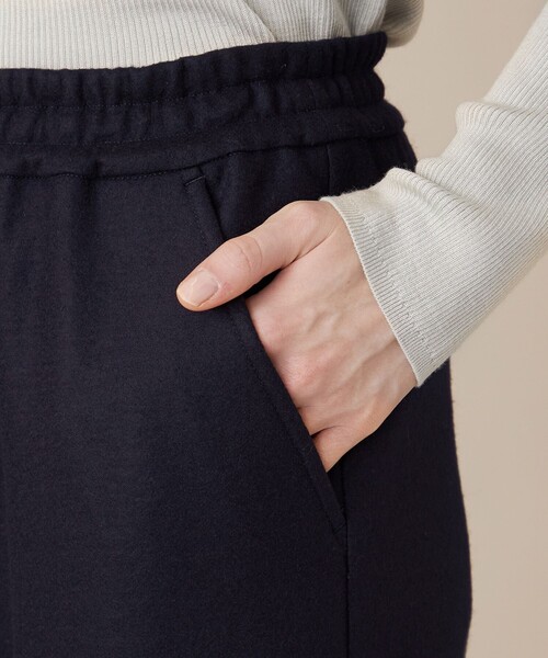 MACKINTOSH LONDON(マッキントッシュ ロンドン)の「ウールスムースパンツ(その他パンツ・レディース・ネイビー/ベージュ・36/40/38)」の6枚目の写真