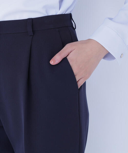 NATURAL BEAUTY BASIC(ナチュラルビューティーベーシック)の「◇ダブルクロスストレッチ SETUP テーパードパンツ(スラックス・レディース・ブラック/ネイビー・LARGE/MEDIUM/SMALL)」の13枚目の写真