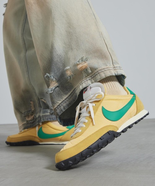 NIKE(ナイキ)の「ナイキ ワッフル レーサー メンズシューズ / Nike Waffle Racer Men's Shoes IM8658-700 Topaz Gold(スニーカー・メンズ・ゴールド・25.5/25/24.5/24/28/27.5/27/26.5/26/30/29.5/29/28.5)」の6枚目の写真