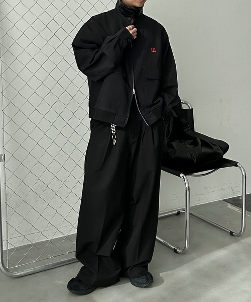UNDERSTATEMENTs(アンダーステイトメント)の「【ユニセックス】ショート丈レザーカラーユーティリティ刺繍ブルゾン/セットアップ着用可(ブルゾン・メンズ・ブラック系その他/ブラック/ネイビー系・MEDIUM/LARGE)」の22枚目の写真