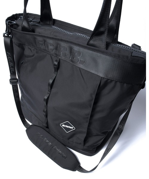 F.C.Real Bristol（エフシーレアルブリストル）の「TOUR TOTE BAG（トートバッグ・メンズ・ブラック・FREE）」の5枚目の写真