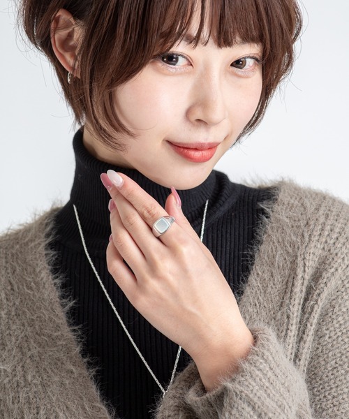 TOM WOOD（トムウッド）の「【TOMWOOD/トムウッド】ホワイトマザーオブパール　シルバーリング 指輪（リング・メンズ・シルバー・48/52/54/56）」の3枚目の写真