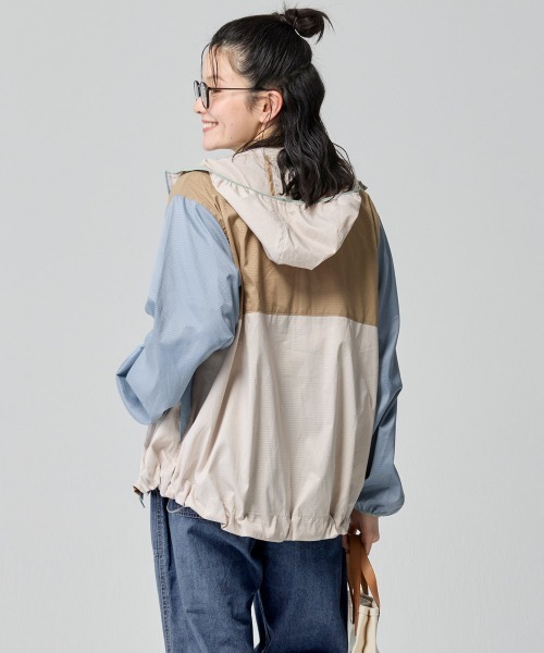 KRIFF MAYER Lady's Collection（クリフメイヤーレディースコレクション）の「【撥水･軽量･UVカット･伸縮性】さらさらエアーフードジャケット（マウンテンパーカー・レディース・オリーブ/ブラック/ナチュラル/その他5/ベージュ/カラフル/サックスブルー・LARGE/MEDIUM）」の20枚目の写真
