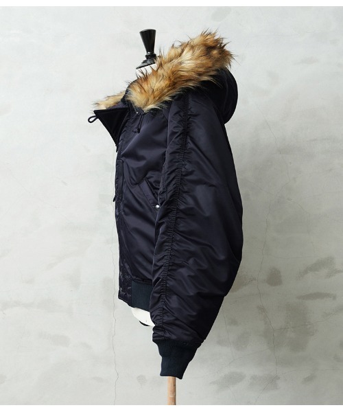 WAIPER.inc（ワイパーインク）の「WAIPER.inc 米軍 初期型 N-2A VINTAGE フライトジャケット【WP149】（ミリタリージャケット・メンズ・ネイビー・XL/L/XXL）」の2枚目の写真