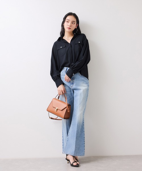 VIS（ビス）の「メタル釦シャツブラウス/イージーケア（シャツ/ブラウス・レディース・ネイビー/オフホワイト/サックスブルー・FREE）」の10枚目の写真