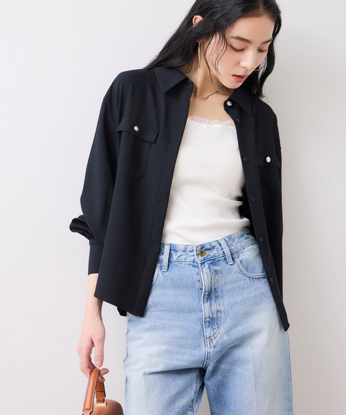 VIS（ビス）の「メタル釦シャツブラウス/イージーケア（シャツ/ブラウス・レディース・ネイビー/オフホワイト/サックスブルー・FREE）」の9枚目の写真