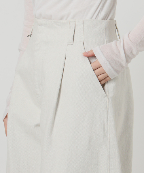 IENA（イエナ）の「バレルレッグデニム（デニムパンツ・レディース・ホワイト・38/36/34）」の21枚目の写真