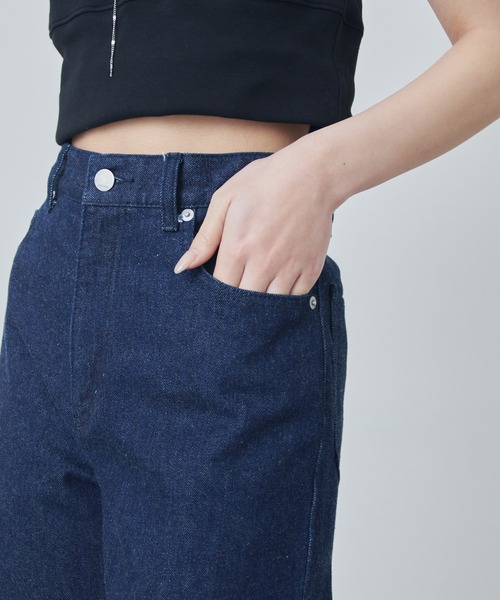 Lui's(ルイス)の「フレアデニムパンツ(デニムパンツ・レディース・インディゴブルー/ブルー・S/M)」の15枚目の写真