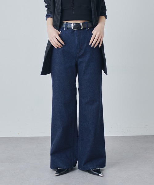 Lui's(ルイス)の「フレアデニムパンツ(デニムパンツ・レディース・インディゴブルー/ブルー・S/M)」の19枚目の写真