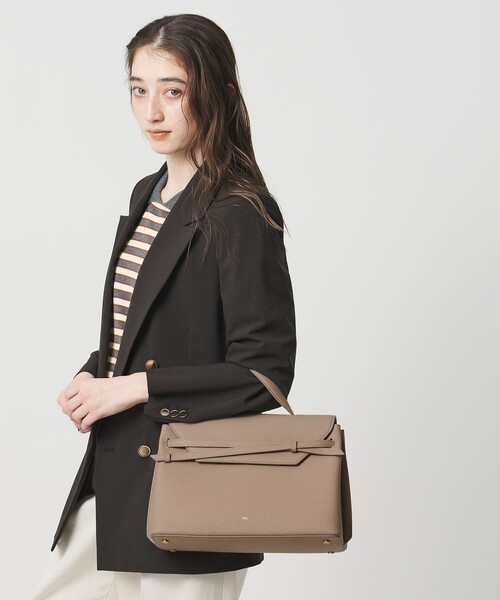tov(トーヴ)の「<TOV>MIMI バッグ GRAND(ハンドバッグ・レディース・ベージュ/ブラック・FREE)」の4枚目の写真