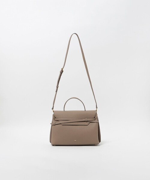 tov(トーヴ)の「<TOV>MIMI バッグ GRAND(ハンドバッグ・レディース・ベージュ/ブラック・FREE)」の6枚目の写真