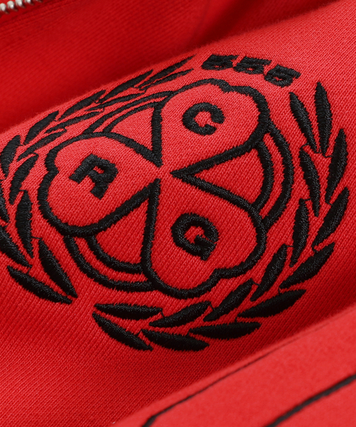 CRIGUN（クリガン）の「CLUB JERSEY ZIP-UP HOODIE RED（パーカー・レディース・レッド・MEDIUM/LARGE/X-LARGE/WS）」の5枚目の写真