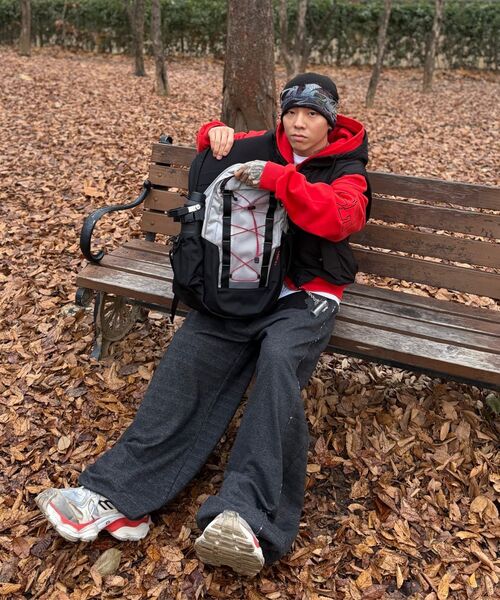 CRIGUN（クリガン）の「CLUB JERSEY ZIP-UP HOODIE RED（パーカー・レディース・レッド・MEDIUM/LARGE/X-LARGE/WS）」の19枚目の写真