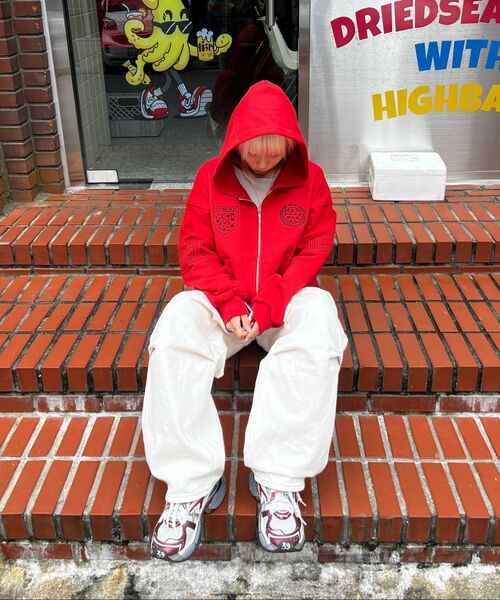 CRIGUN（クリガン）の「CLUB JERSEY ZIP-UP HOODIE RED（パーカー・レディース・レッド・MEDIUM/LARGE/X-LARGE/WS）」の22枚目の写真