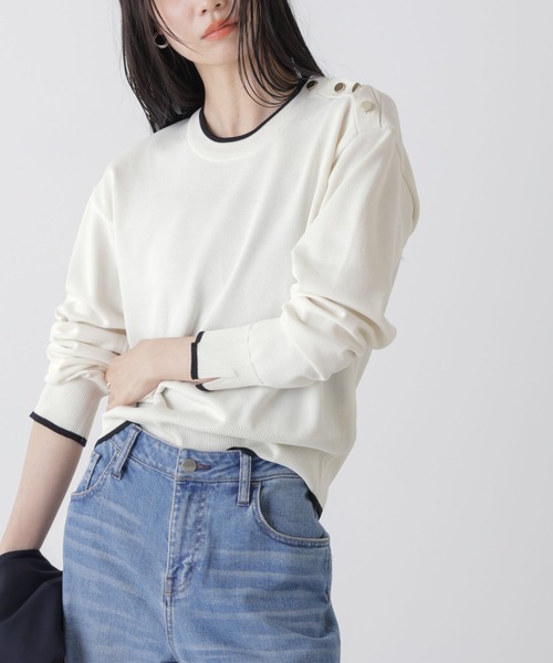 NANO universe（ナノユニバース）の「洗濯機洗可UVカットバイカラー釦ディティールニット（ニット/セーター・レディース・ブルー/ネイビー/ホワイト・FREE）」の4枚目の写真