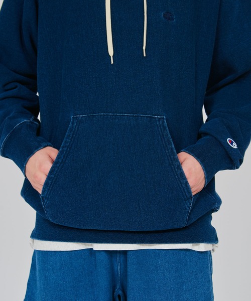 Champion(チャンピオン)の「【Champion/チャンピオン】メンズ リバースウィーブ(R) フーデッドスウェットシャツ(パーカー・メンズ・インディゴブルー/ブラック系その他・X-LARGE/LARGE/MEDIUM)」の17枚目の写真