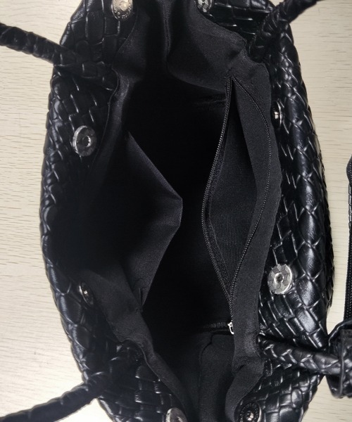 ReRe(リリ)の「編み込みデザイン×ミニバッグ付きハンドバッグ(ハンドバッグ・レディース・オフホワイト/シルバー/ブラック・FREE)」の6枚目の写真