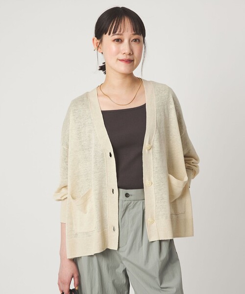 green label relaxing（グリーンレーベルリラクシング）の「フレンチリネン Vネック カーディガン ウォッシャブル（カーディガン/ボレロ・レディース・ナチュラル/ブラック/ライム/ピンク/ブラウン・FREE）」の3枚目の写真