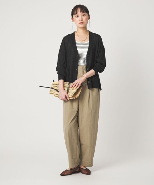 green label relaxing（グリーンレーベルリラクシング）の「フレンチリネン Vネック カーディガン ウォッシャブル（カーディガン/ボレロ・レディース・ナチュラル/ブラック/ライム/ピンク/ブラウン・FREE）」の7枚目の写真