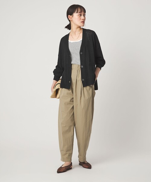 green label relaxing（グリーンレーベルリラクシング）の「フレンチリネン Vネック カーディガン ウォッシャブル（カーディガン/ボレロ・レディース・ナチュラル/ブラック/ライム/ピンク/ブラウン・FREE）」の8枚目の写真