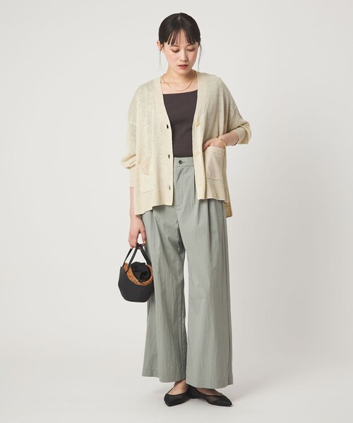 green label relaxing（グリーンレーベルリラクシング）の「フレンチリネン Vネック カーディガン ウォッシャブル（カーディガン/ボレロ・レディース・ナチュラル/ブラック/ライム/ピンク/ブラウン・FREE）」の11枚目の写真