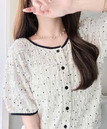 mily bilet（ミウィビレット）の「【mily bilet】フレンチシックな装いでドラマチックに彩る。前後2wayフリルドットカーディガン(半袖)（カーディガン/ボレロ）」