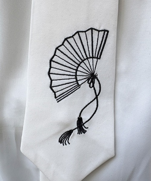 REZEN(リゼン)の「タイ付扇子刺繍シャツ(シャツ/ブラウス・メンズ・ローズ/ブルーパープル/ライトグレー・MEDIUM/LARGE)」の10枚目の写真