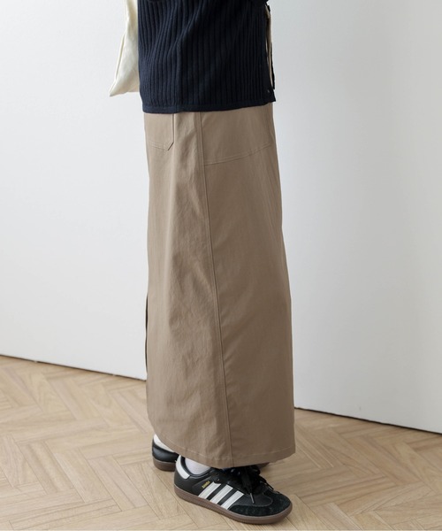 AMELY(エミリー)の「ベイカーロングスカート(スカート・レディース・カーキ/ブラック/キナリ/ベージュ・L/M)」の14枚目の写真