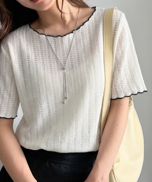 RANAN(ラナン)の「透かし柄メロー配色Tシャツ(Tシャツ/カットソー・レディース・アイボリー/ブラック/ブルーグレー/ピンク・LL/3L/M/L)」の2枚目の写真