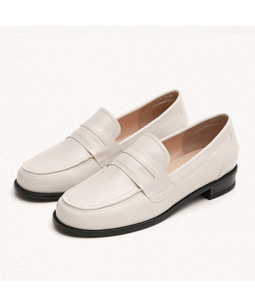 MAC MOC(マックモック)の「ルーカス3カラー ベーシックデイリーペニーローファー 2.5cm(ローファー・レディース・アイボリー/ブラック/ブラウン・22.5cm/23cm/23.5cm/24cm/24.5cm/25cm)」の2枚目の写真