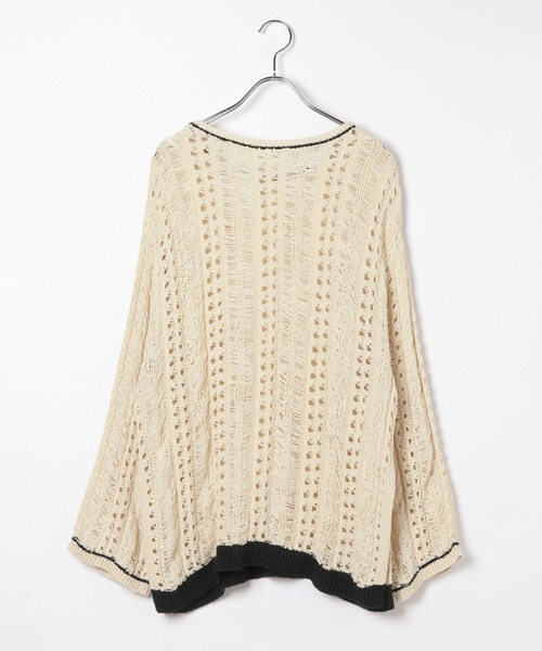 LEPSIM（レプシィム）の「5ゲージテープヤーン長袖プルオーバー　647485（ニット/セーター・レディース・ブラック/レッド/ナチュラル・FREE）」の4枚目の写真